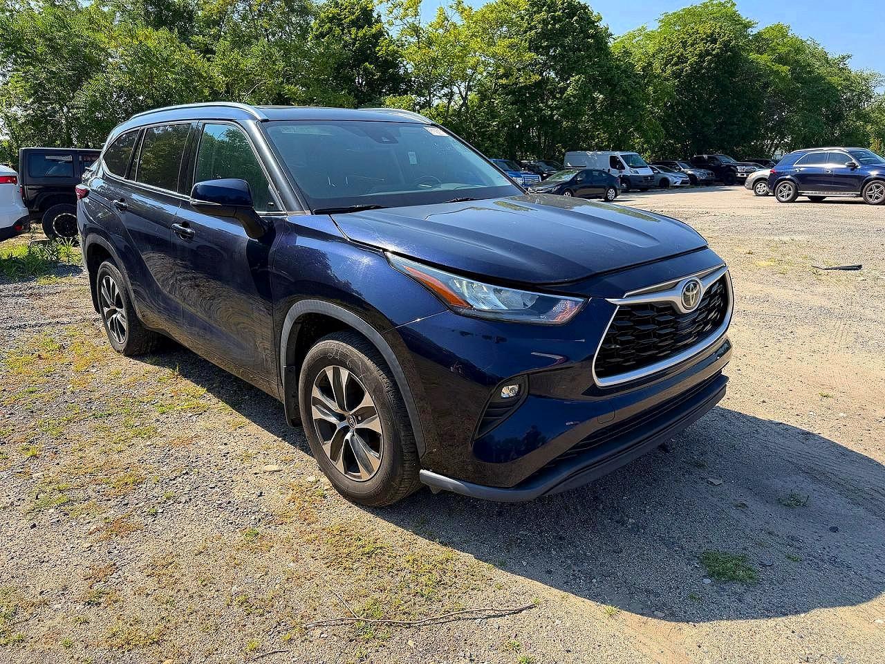 5TDGZRBHXLS512460 · 2020 TOYOTA HIGHLANDER