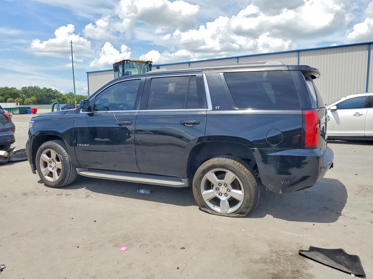 1GNSCBKC7FR594715 · 2015 CHEVROLET TAHOE · 2/13
