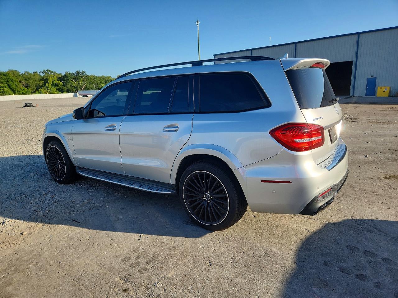 4JGDF7FEXHA990331 · 2017 MERCEDES-BENZ GLS · 2/13
