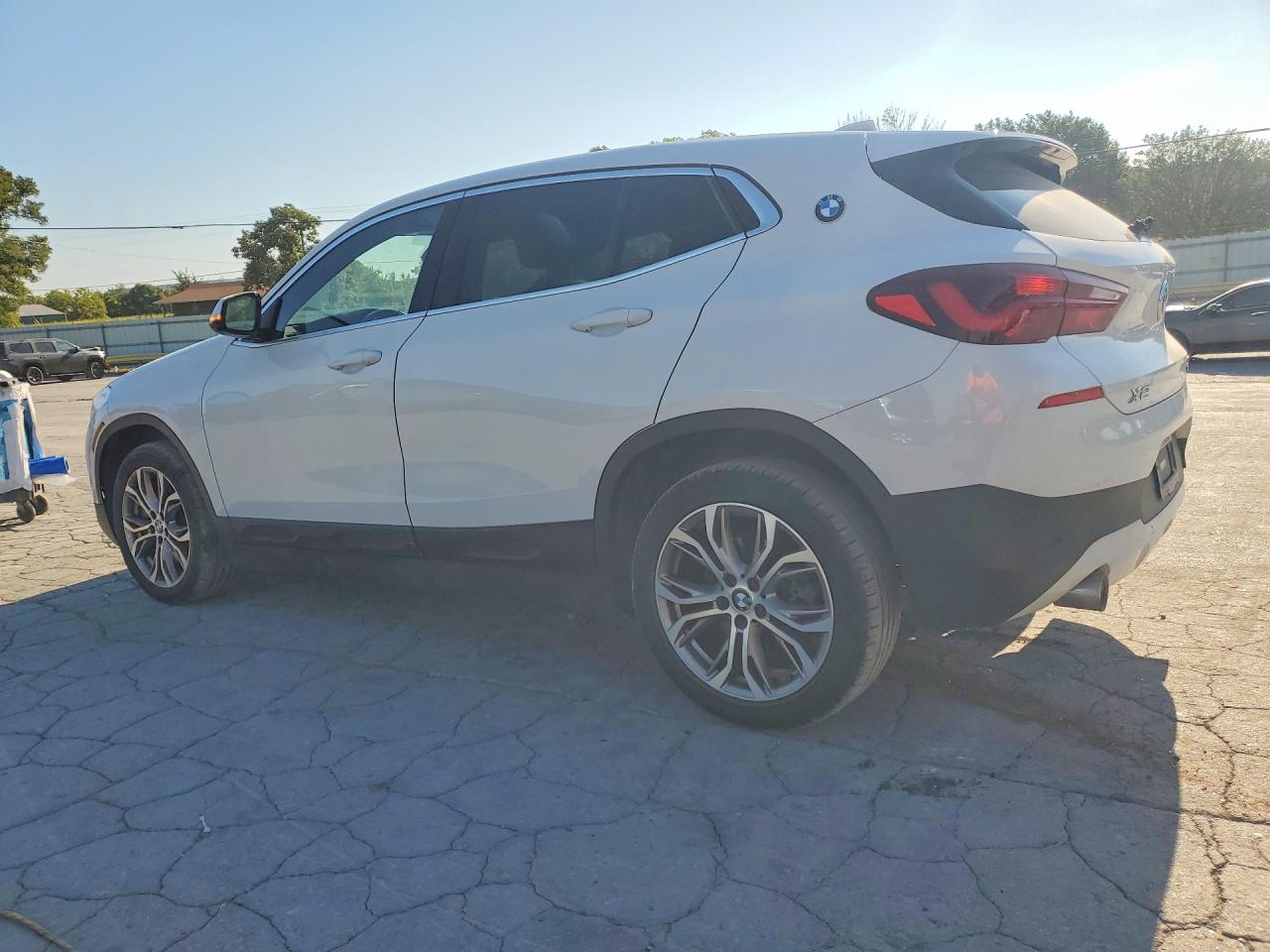 WBXYJ1C04N5U25994 · 2022 BMW X2 · 2/13