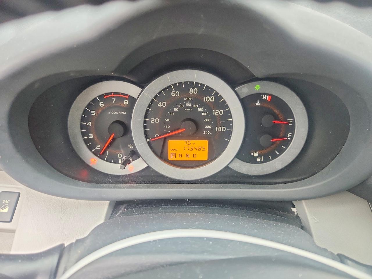 2T3DK4DV3BW044355 · 2011 TOYOTA RAV4 · 9/14