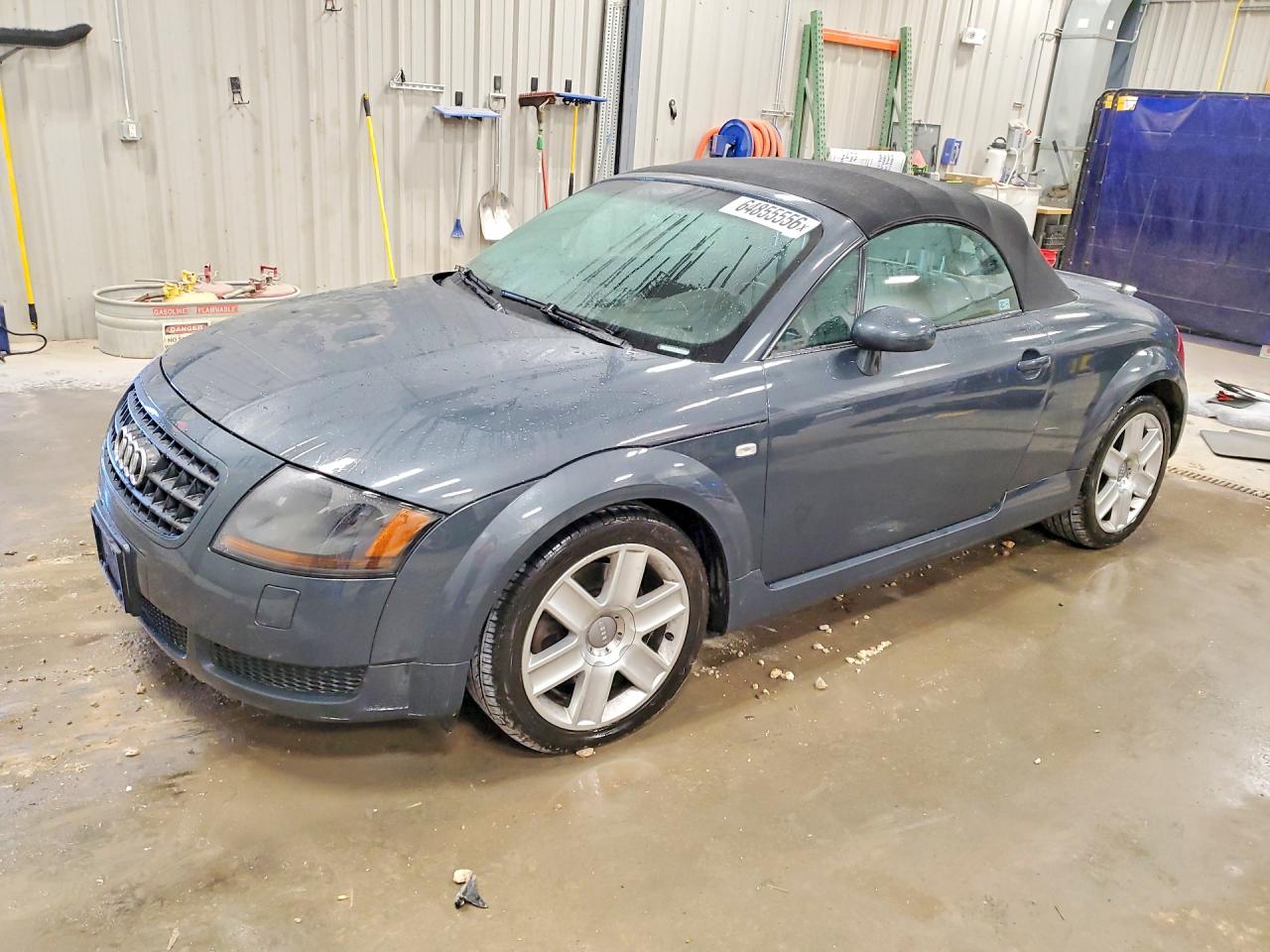 2004 AUDI TT