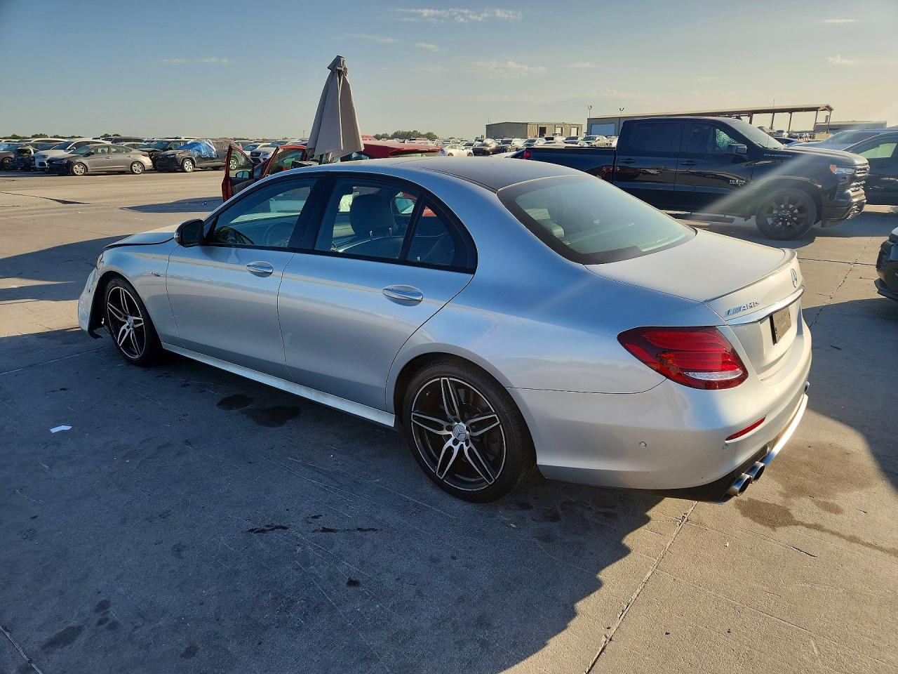 WDDZF6BB5KA628453 · 2019 MERCEDES-BENZ E · 2/12