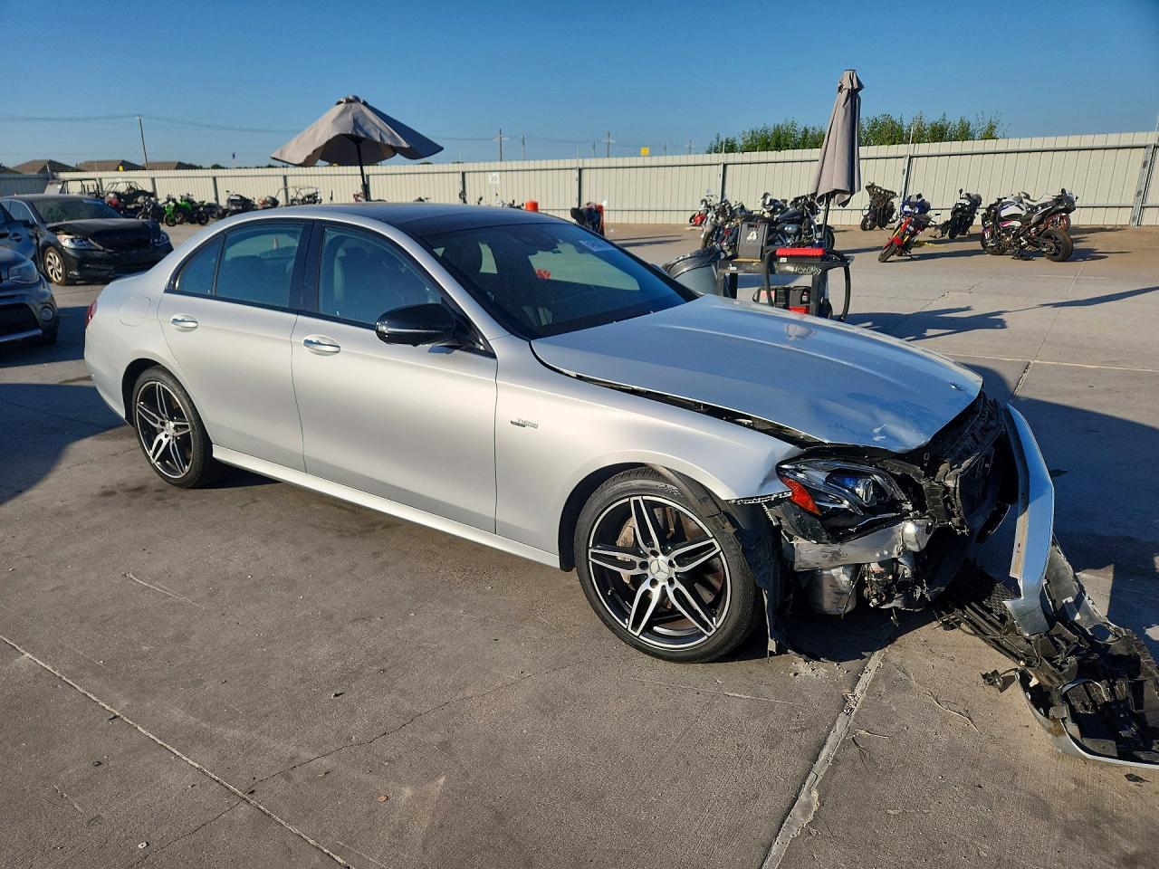 WDDZF6BB5KA628453 · 2019 MERCEDES-BENZ E · 4/12