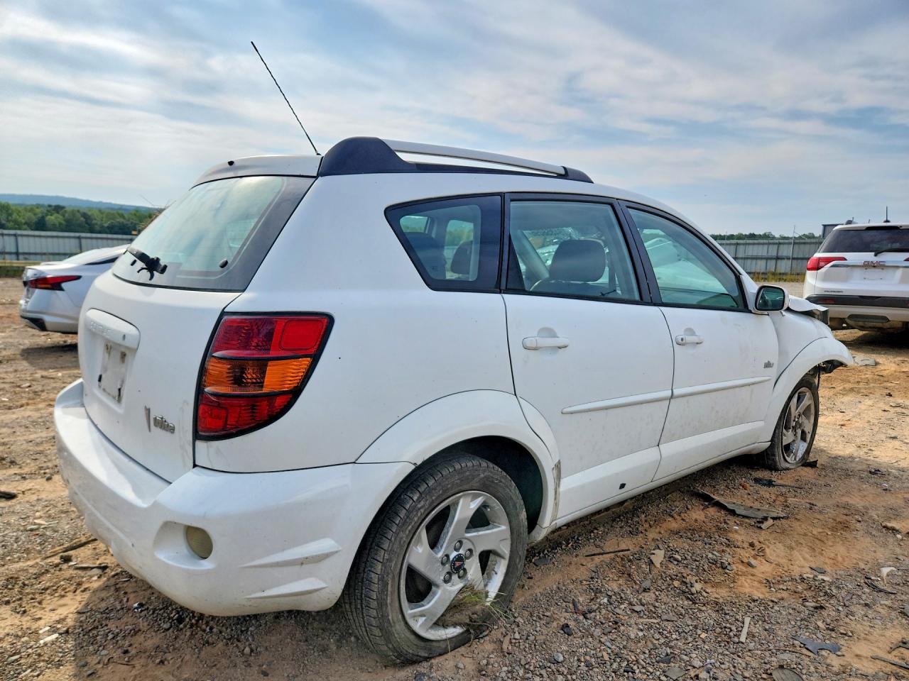 5Y2SL63805Z459116 · 2005 PONTIAC VIBE · 3/14