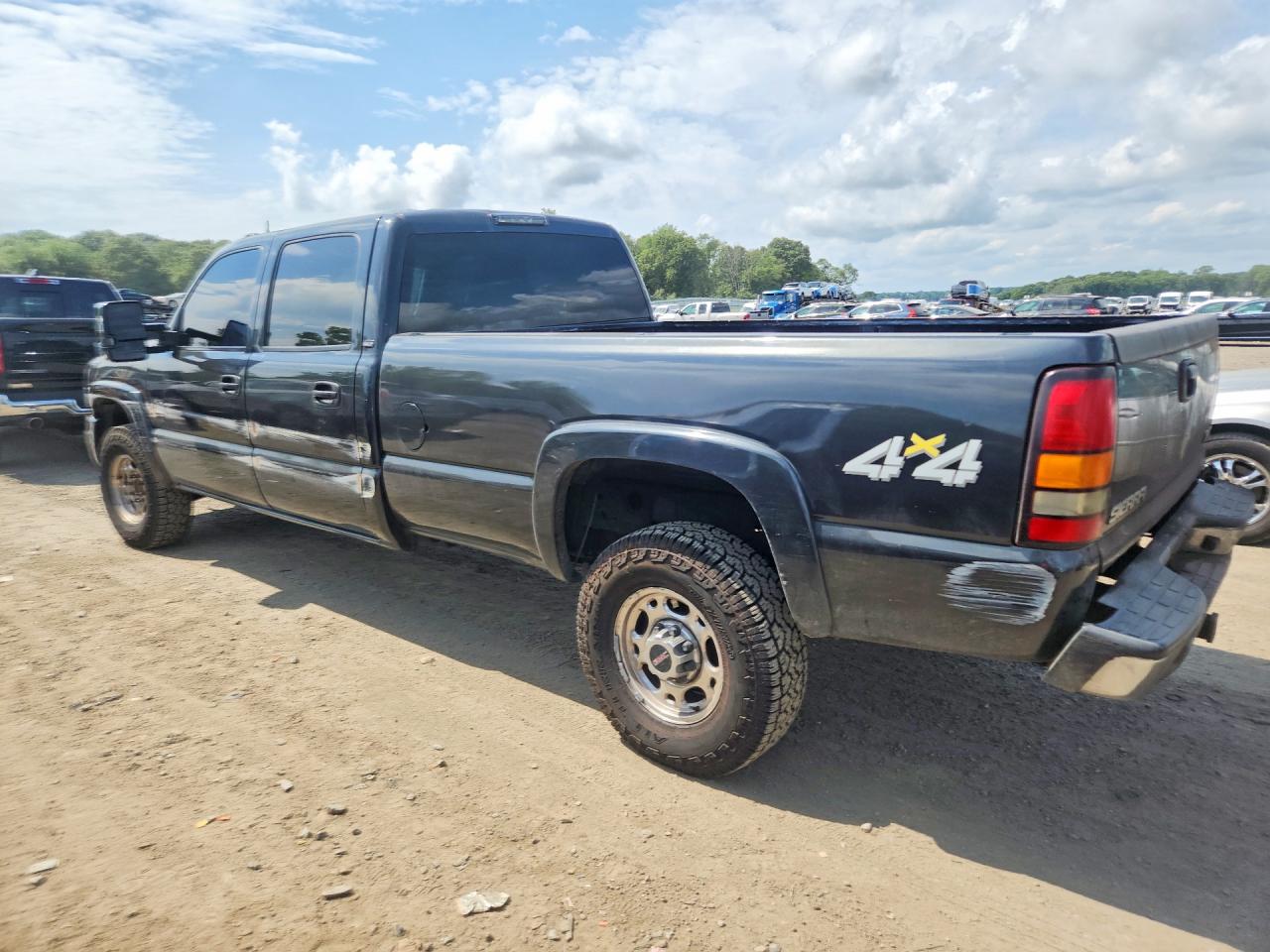 1GTHK23255F909071 · 2005 GMC SIERRA · 2/12
