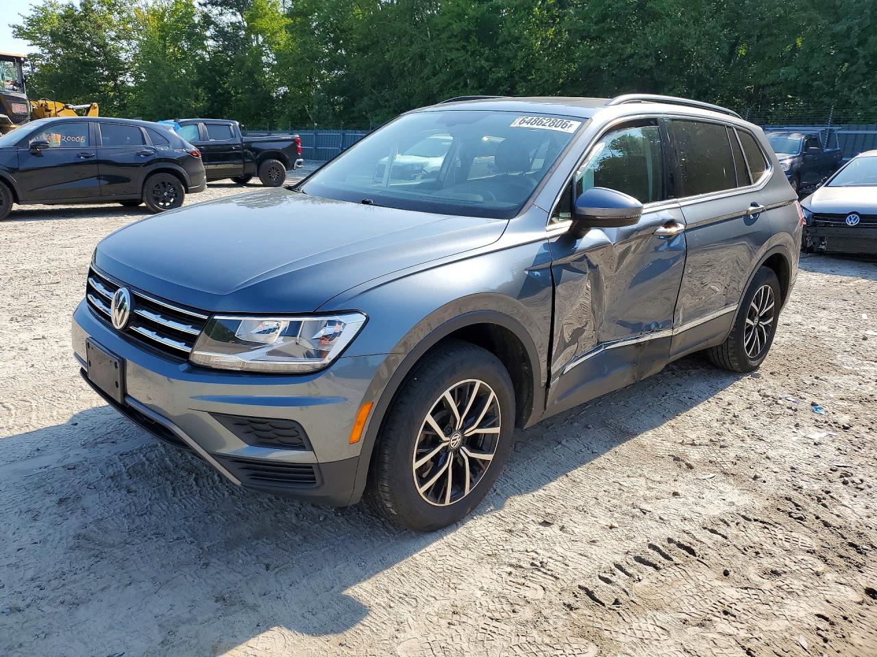3VV2B7AX8MM135030 · 2021 VOLKSWAGEN TIGUAN