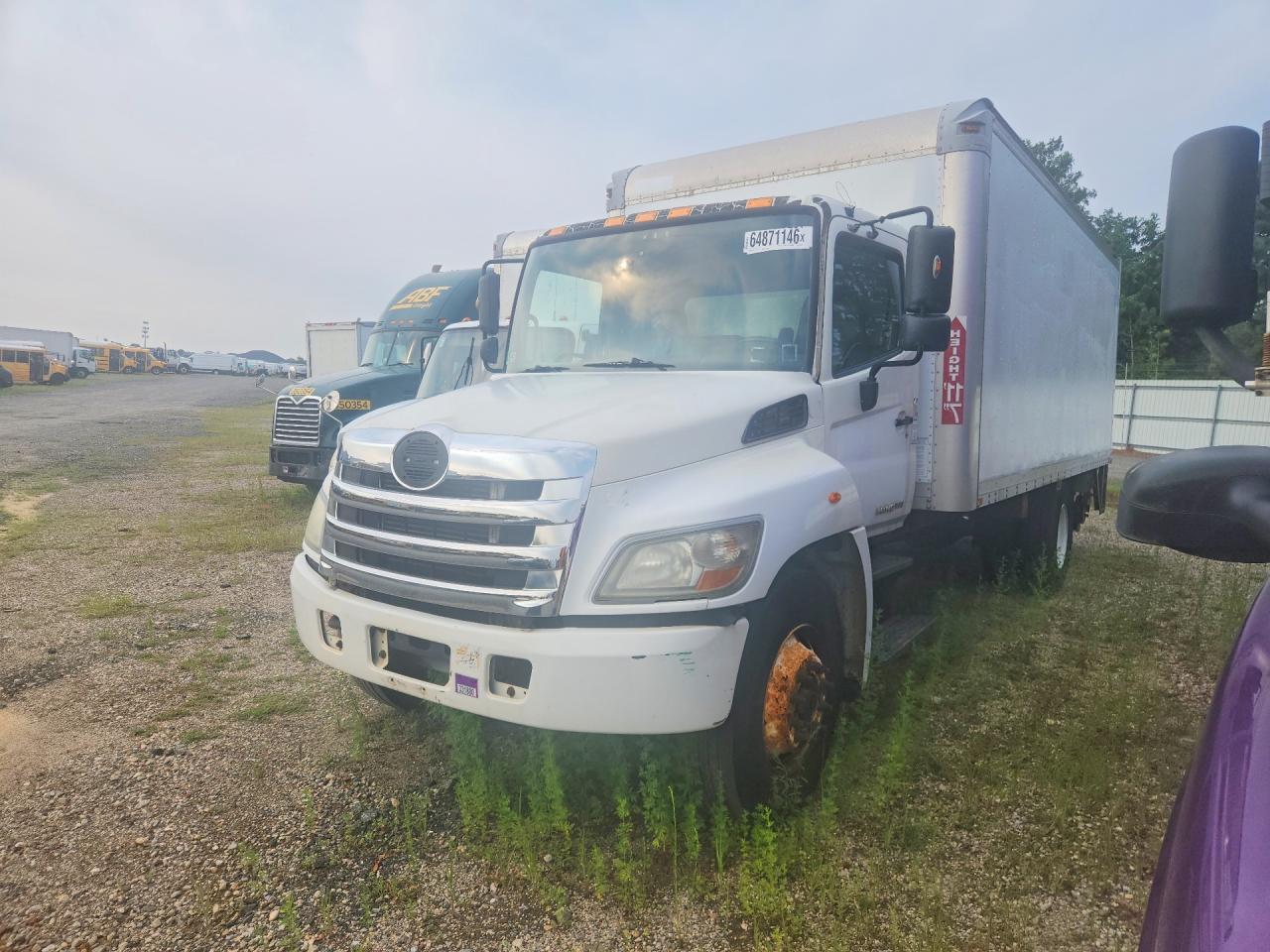 5PVNE8JP3D4S50493 · 2013 HINO 258/268