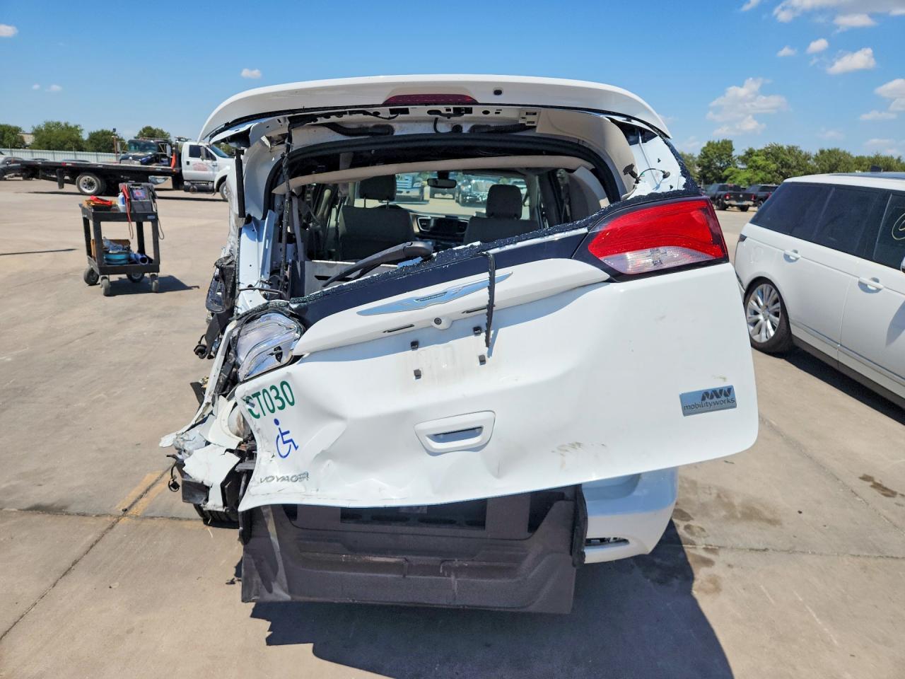 2C4RC1DG2MR565082 · 2021 CHRYSLER VOYAGER · 6/13