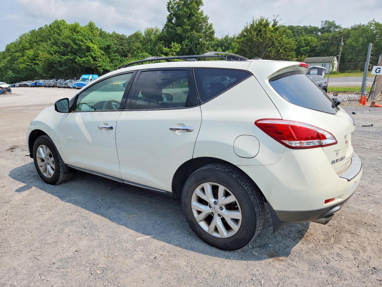 JN8AZ1MW2BW181783 · 2011 NISSAN MURANO · 2/13