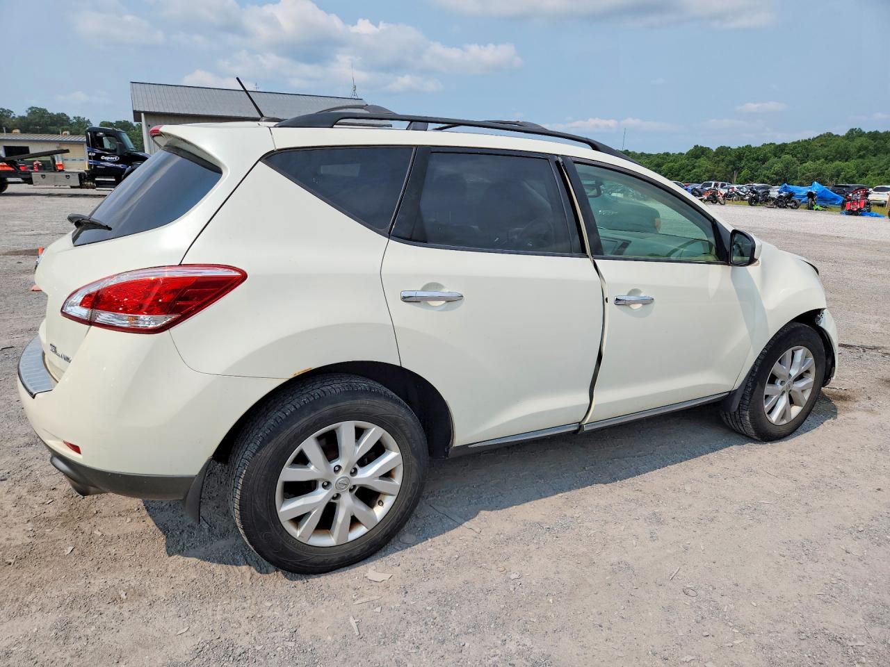 JN8AZ1MW2BW181783 · 2011 NISSAN MURANO · 3/13