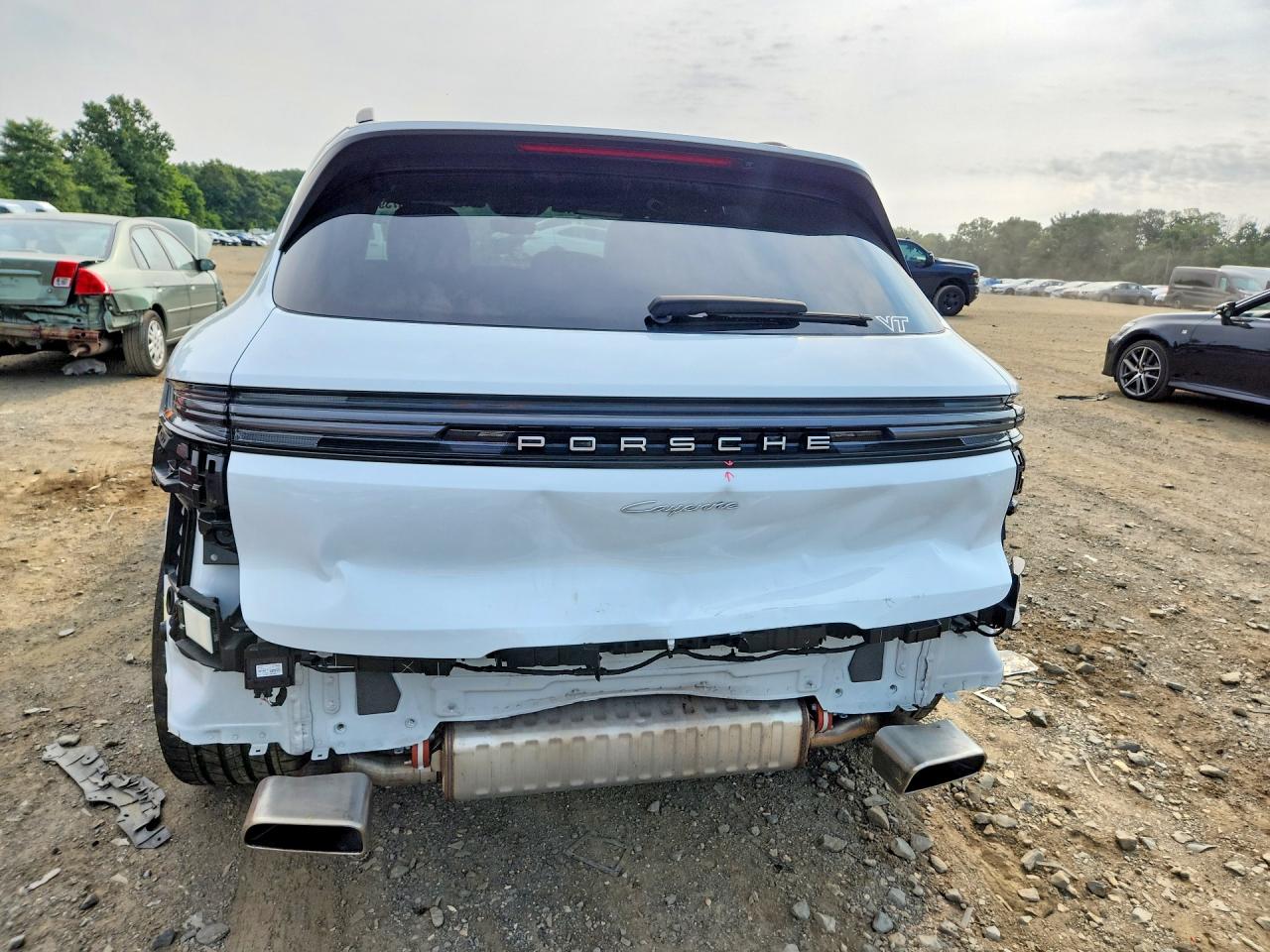 WP1AA2AY1RDA09554 · 2024 PORSCHE CAYENNE · 6/14