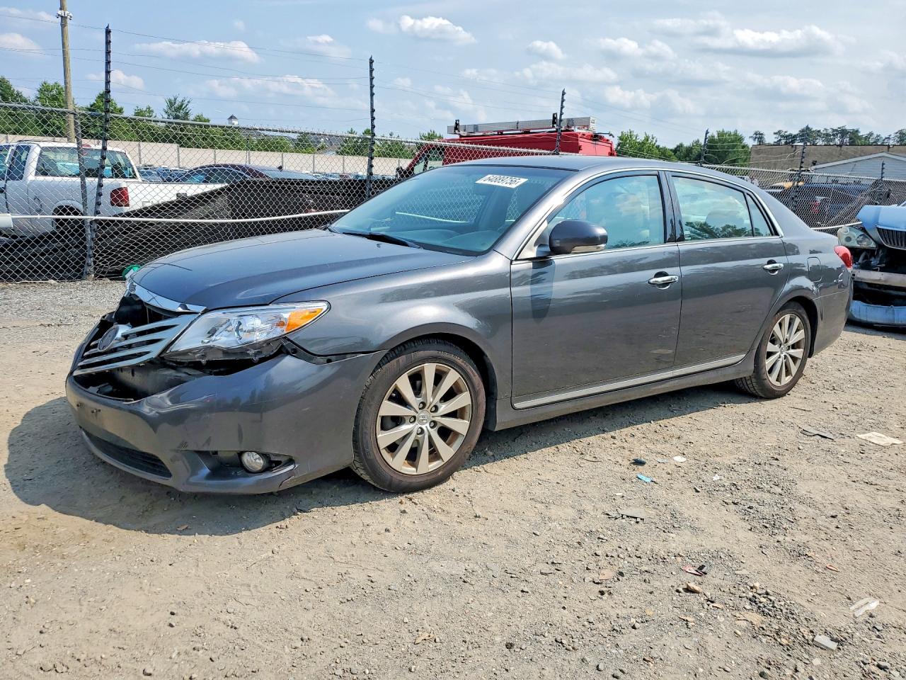 2011 TOYOTA AVALON