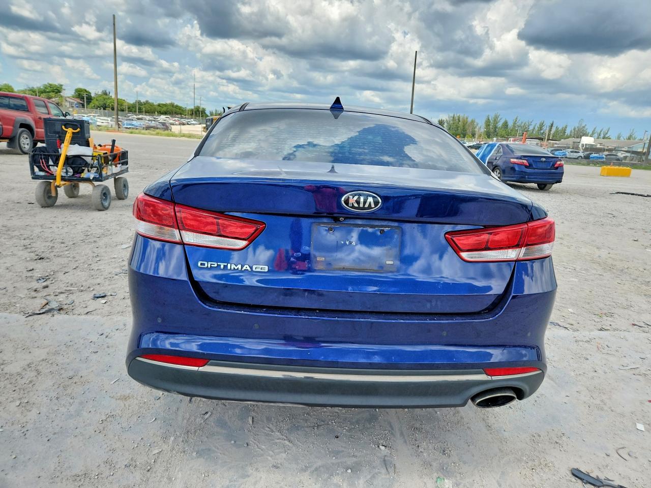 5XXGT4L34JG191182 · 2018 KIA OPTIMA · 6/12