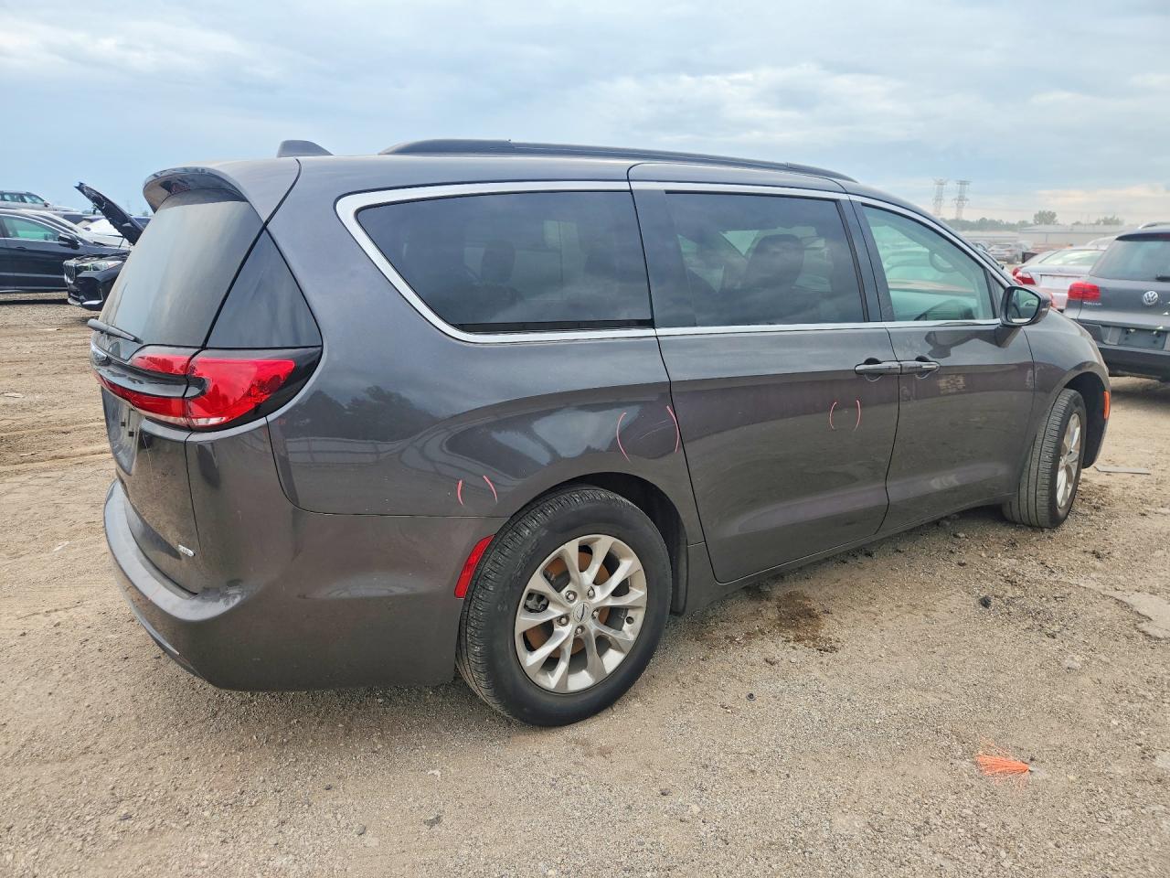 2C4RC3BG1NR164509 · 2022 CHRYSLER PACIFICA · 3/12