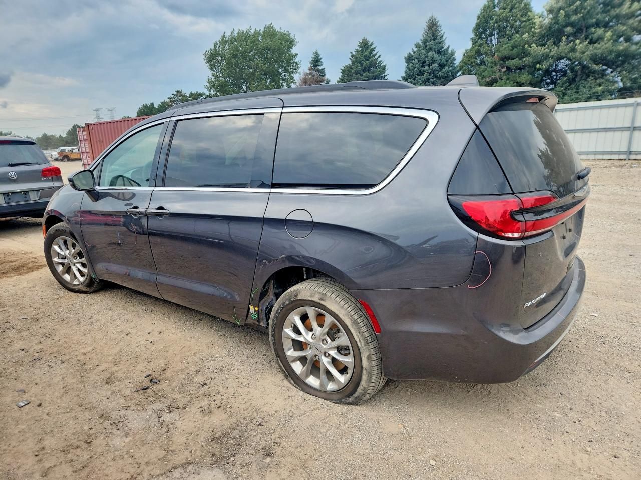 2C4RC3BG1NR164509 · 2022 CHRYSLER PACIFICA · 2/12