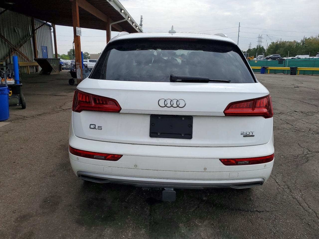 WA1BNAFY8J2216370 · 2018 AUDI Q5 · 6/13