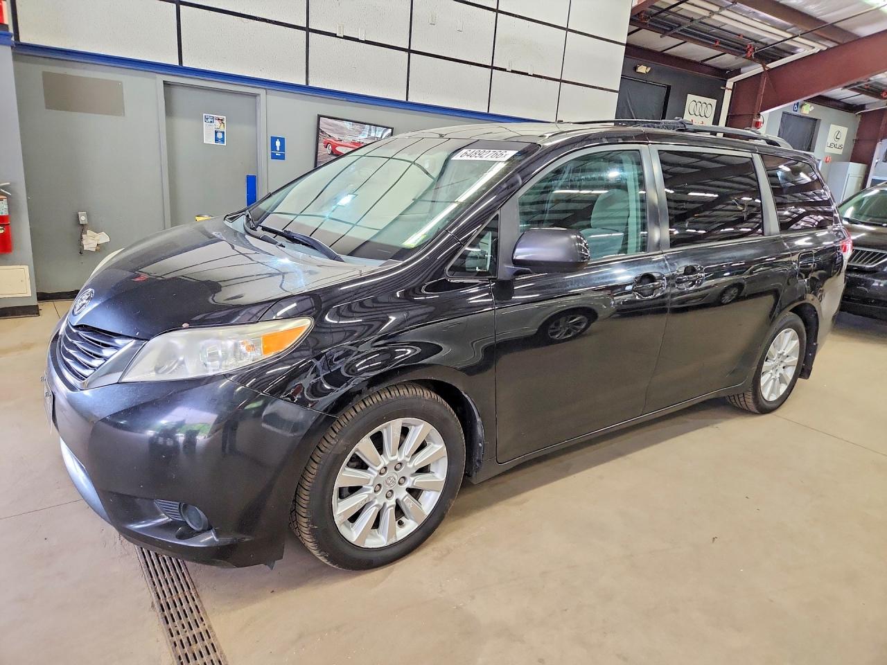 5TDJK3DC9BS029548 · 2011 TOYOTA SIENNA