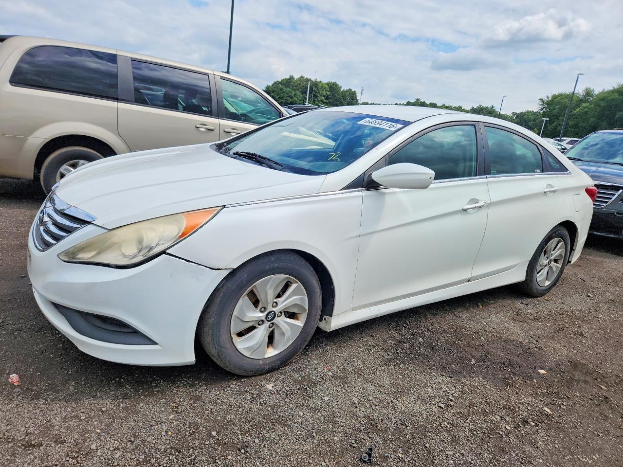 5NPEB4ACXEH827157 · 2014 HYUNDAI SONATA