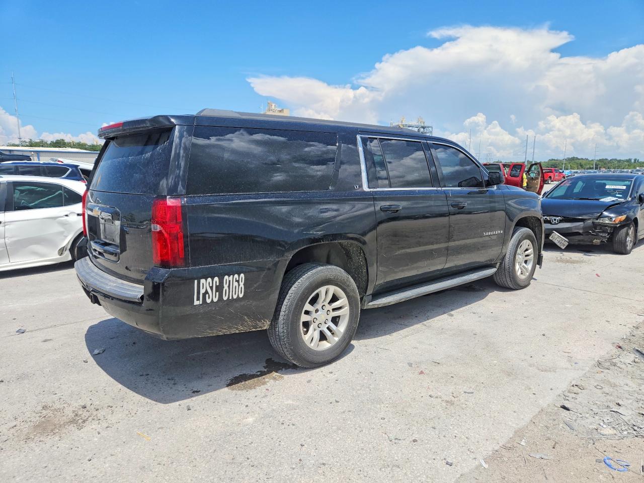 1GNSCHKC0HR207489 · 2017 CHEVROLET SUBURBAN · 3/13