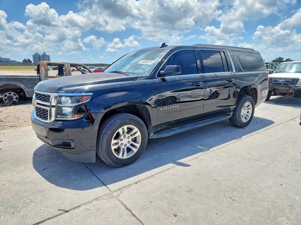 1GNSCHKC0HR207489 · 2017 CHEVROLET SUBURBAN
