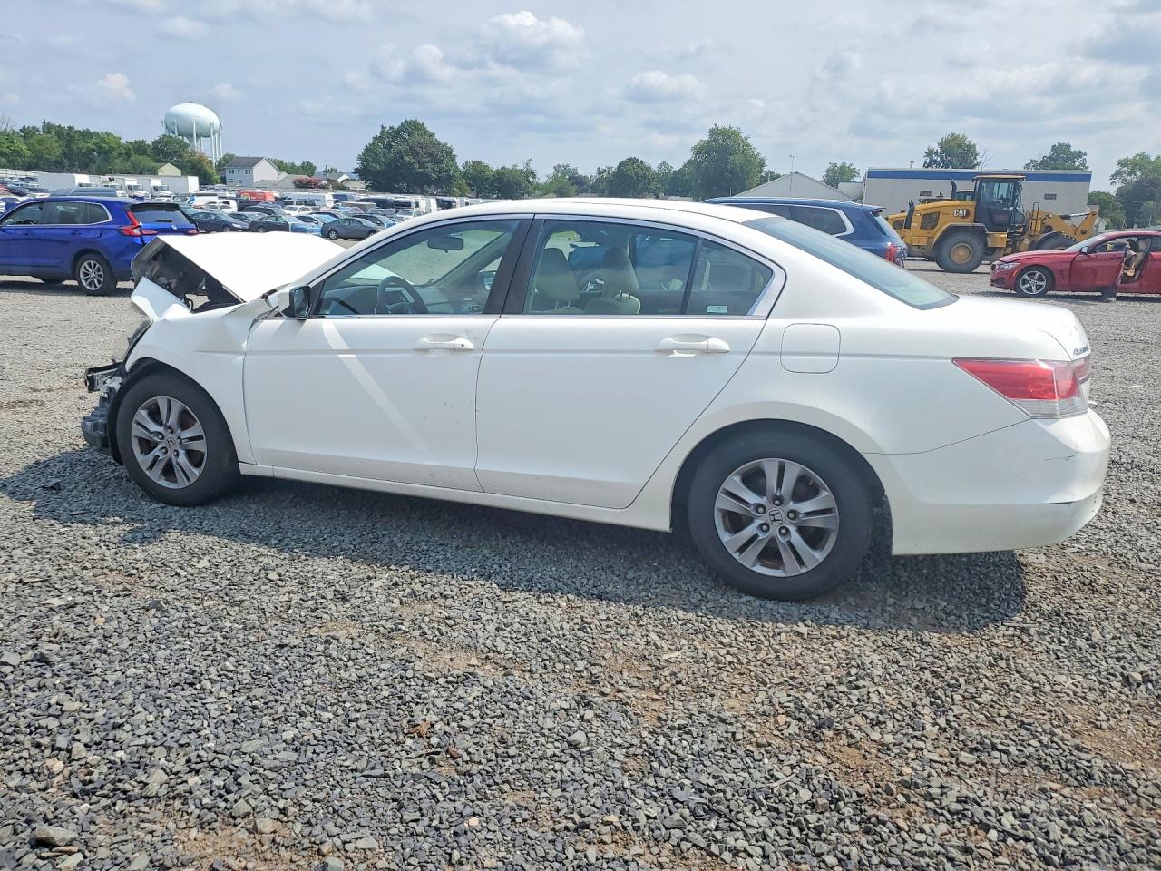 1HGCP2F41BA039970 · 2011 HONDA ACCORD · 2/12