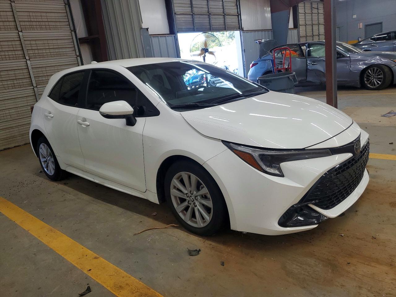 JTND4MBE8R3215946 · 2024 TOYOTA COROLLA HATCHBACK · 4/12