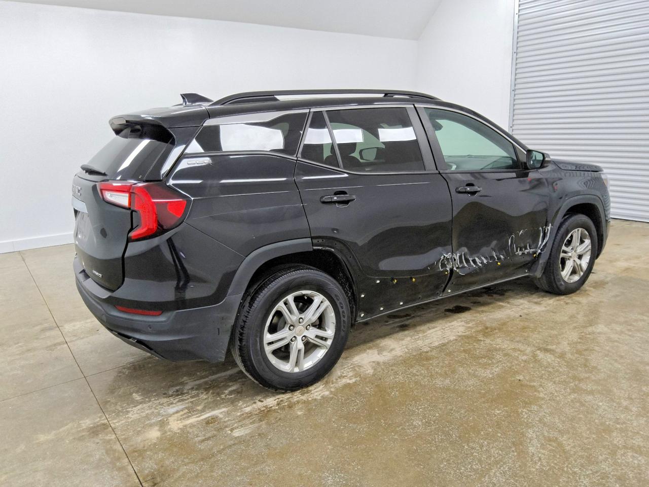 3GKALTEV9NL229325 · 2022 GMC TERRAIN · 3/13