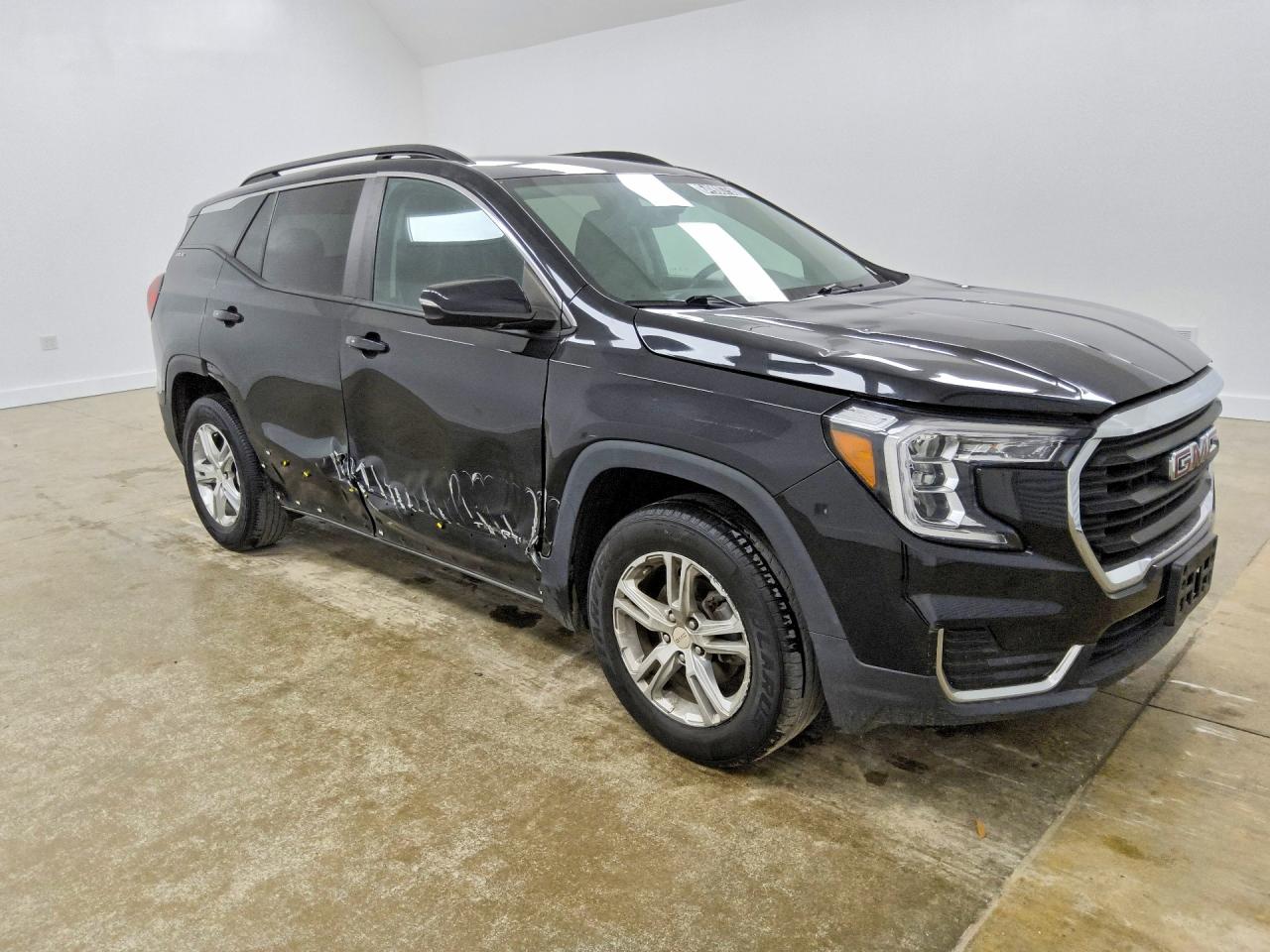 3GKALTEV9NL229325 · 2022 GMC TERRAIN · 4/13