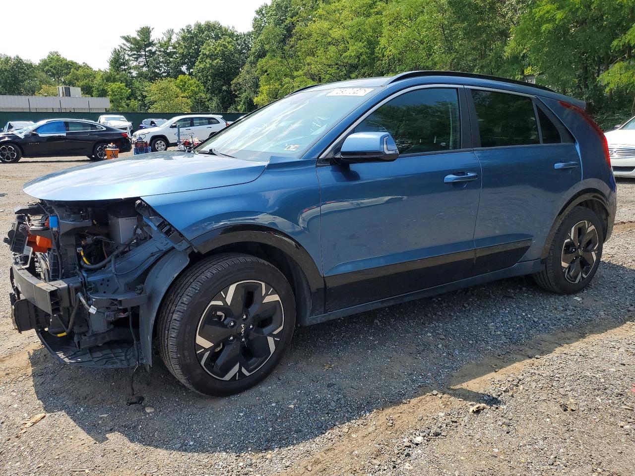 KNDCR3L14P5075192 · 2023 KIA NIRO