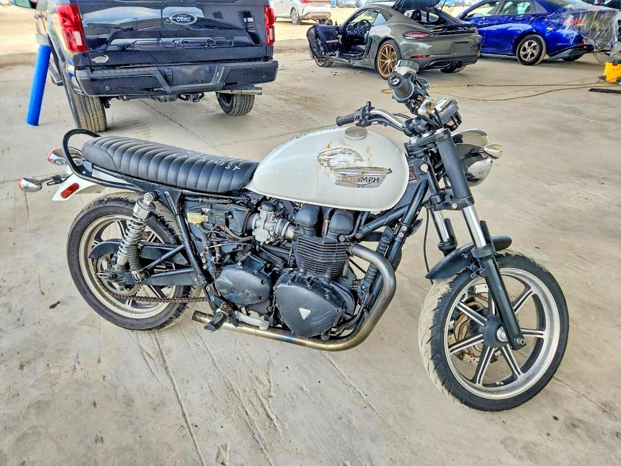 2013 TRIUMPH MOTORCYCLE BONNEVILLE