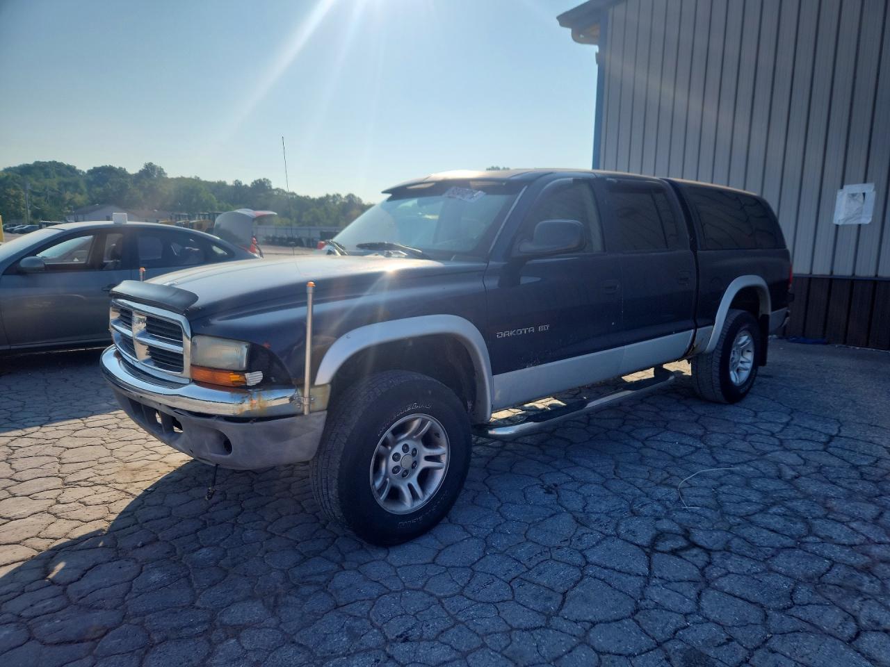 2001 DODGE DAKOTA