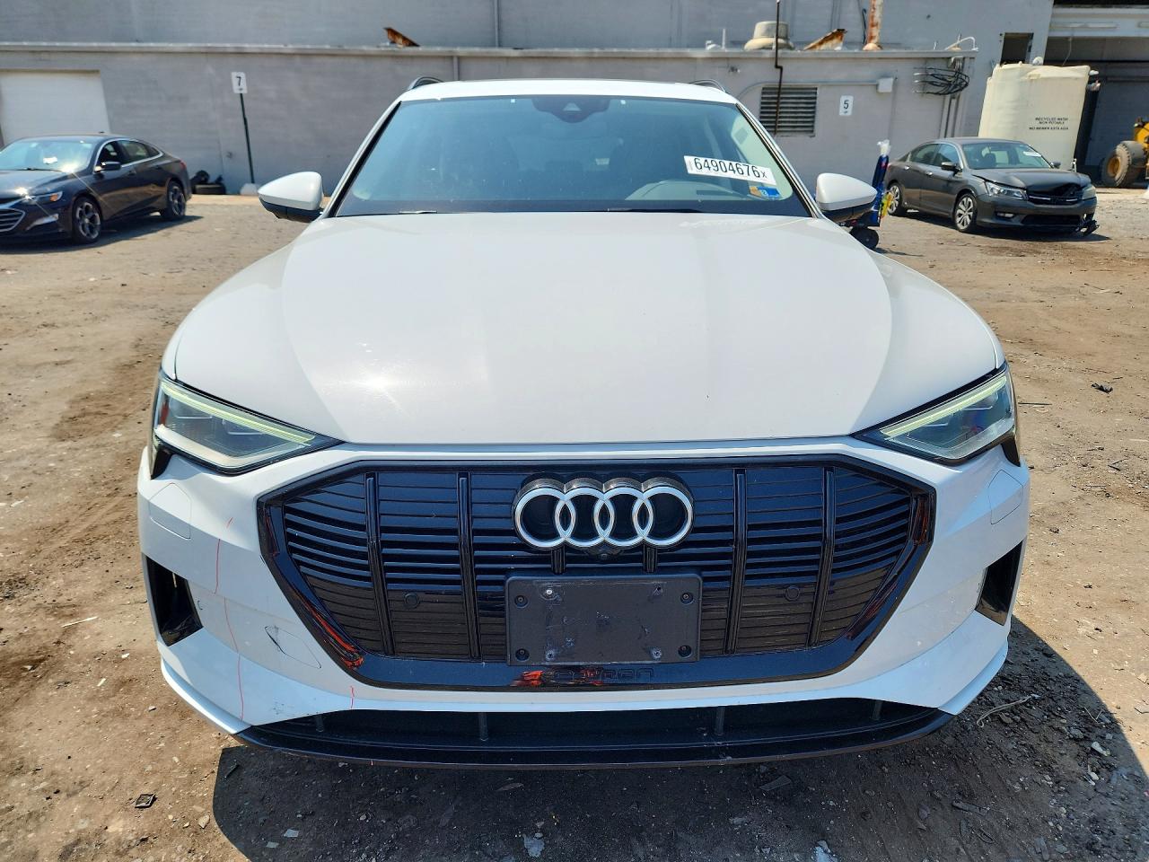 WA1LAAGE2MB004976 · 2021 AUDI E-TRON · 5/12