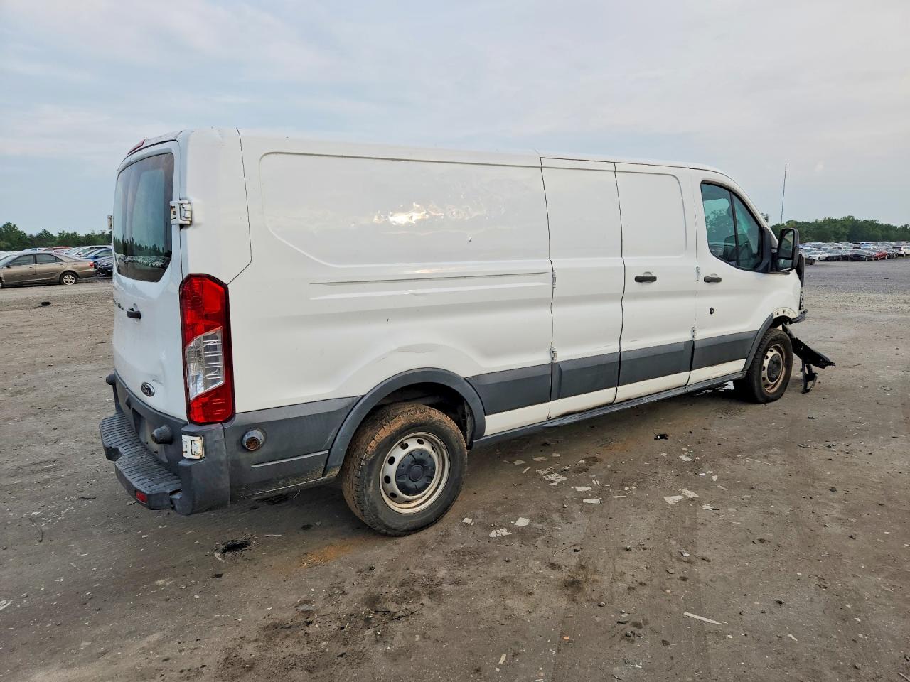 1FTYR2ZM3JKB02425 · 2018 FORD TRANSIT · 3/13