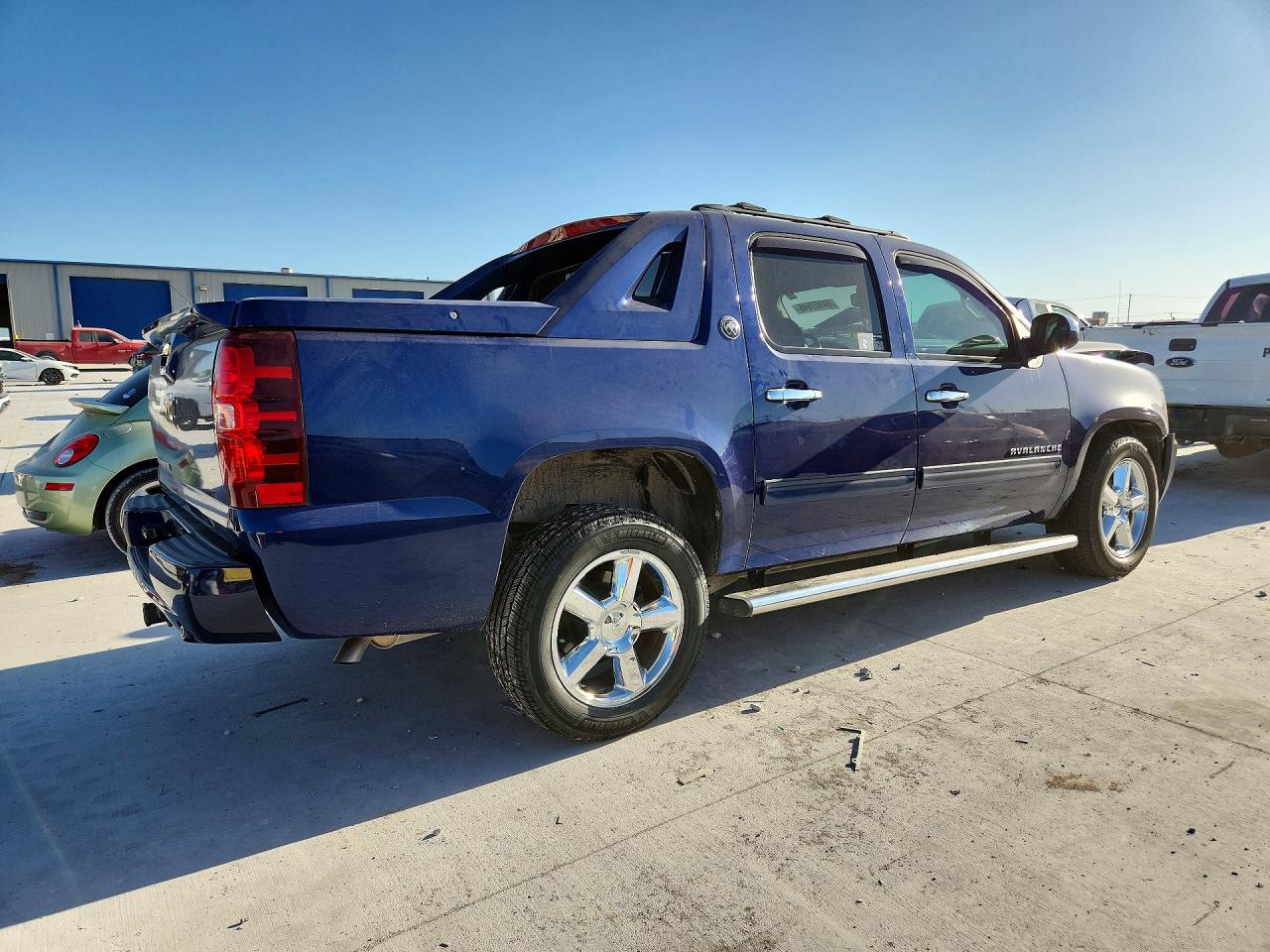 3GNMCEE02DG223339 · 2013 CHEVROLET AVALANCHE · 3/12