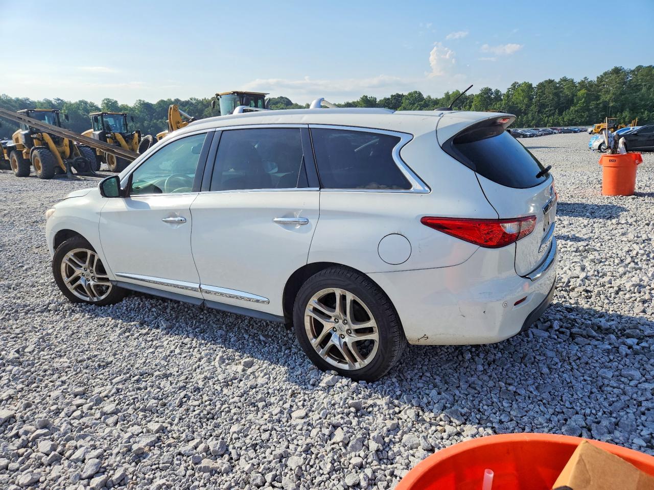5N1AL0MM9DC351921 · 2013 INFINITI JX35 · 2/13