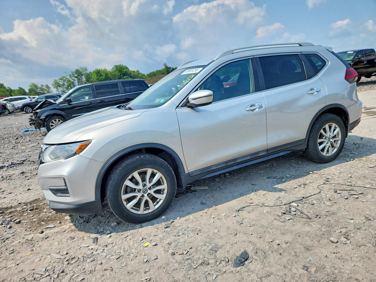 5N1AT2MV7LC751365 · 2020 NISSAN ROGUE