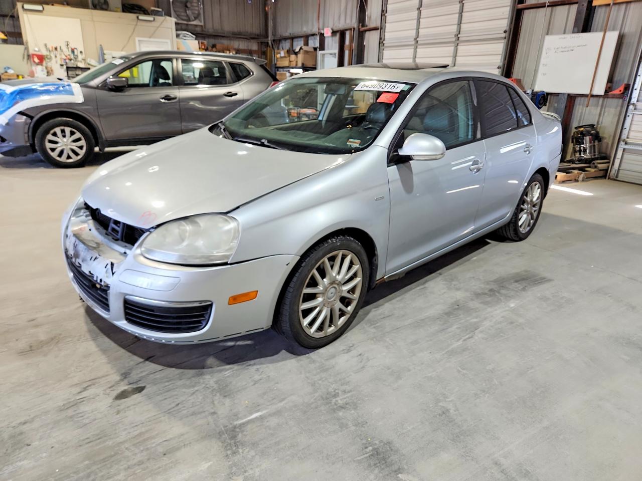 3VWRJ71KX8M122528 · 2008 VOLKSWAGEN JETTA