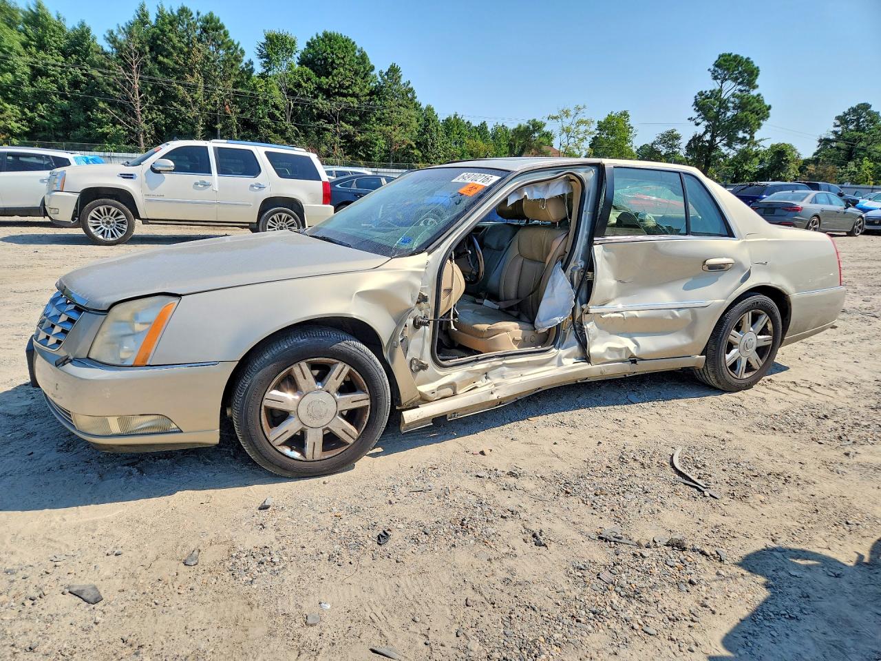 1G6KD57Y37U182885 · 2007 CADILLAC DTS