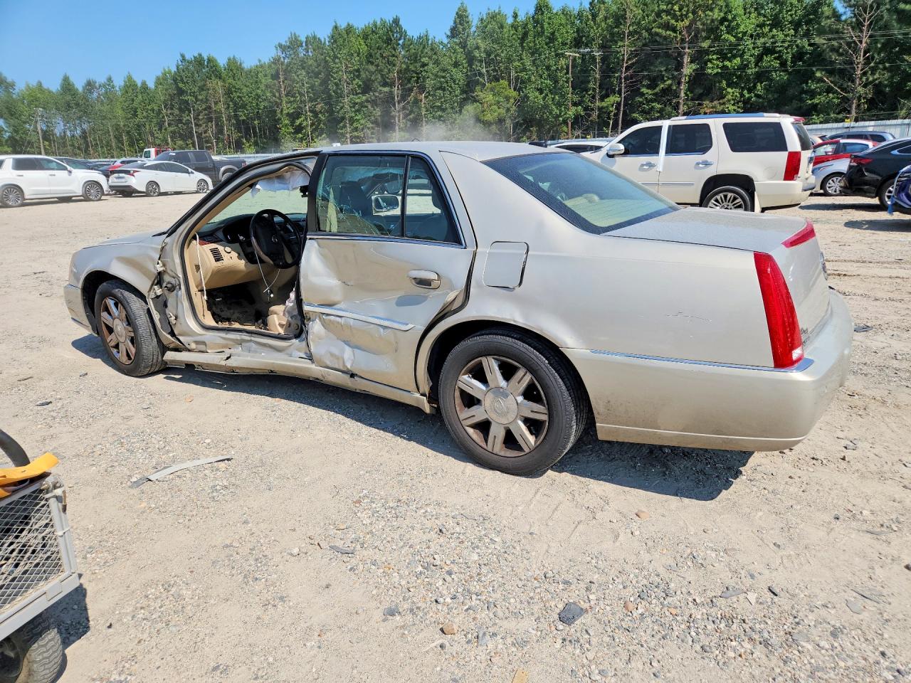 1G6KD57Y37U182885 · 2007 CADILLAC DTS · 2/12