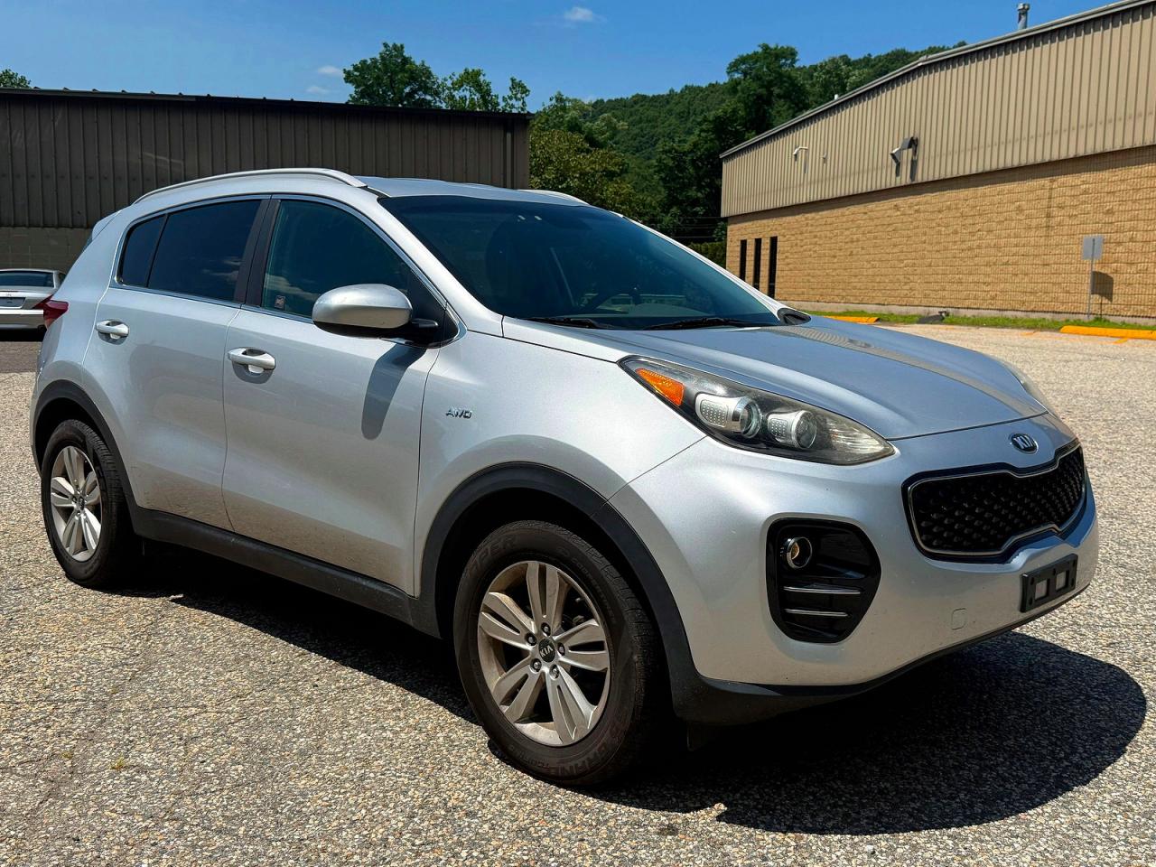 KNDPMCAC7J7300687 · 2018 KIA SPORTAGE