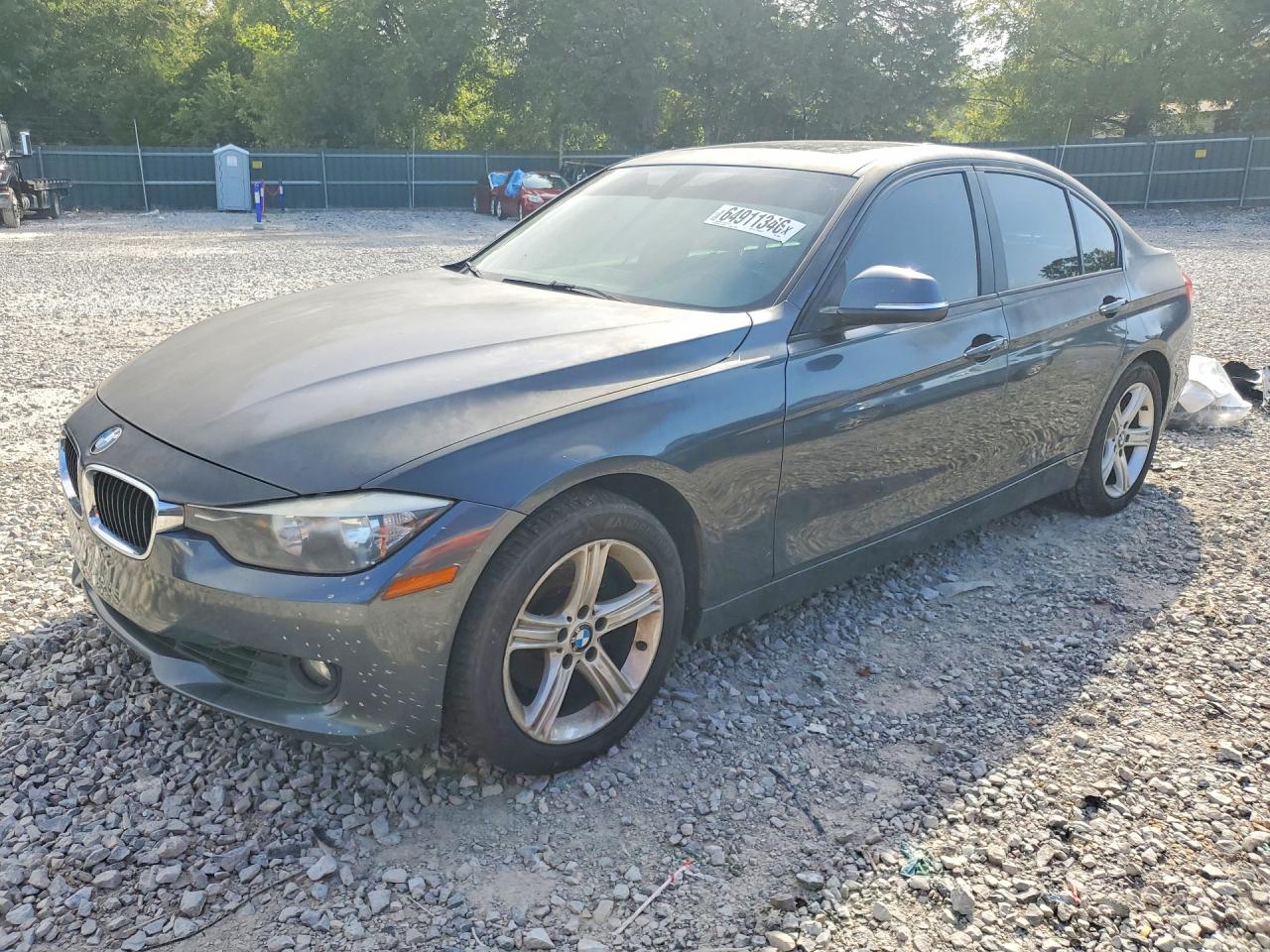 WBA3B5G55DNS02795 · 2013 BMW 328