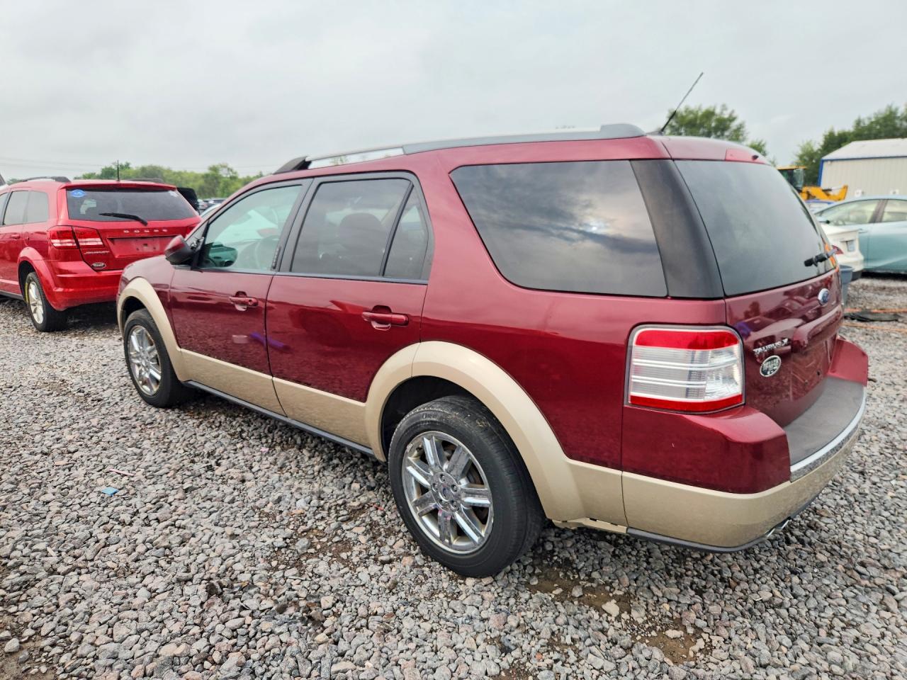 1FMDK07W18GA45730 · 2008 FORD TAURUS X · 2/13