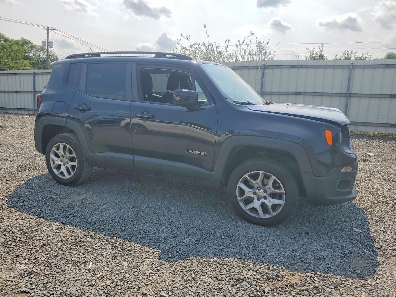 ZACCJBBT9GPE38548 · 2016 JEEP RENEGADE · 4/13