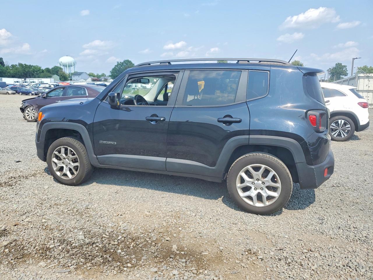 ZACCJBBT9GPE38548 · 2016 JEEP RENEGADE · 2/13