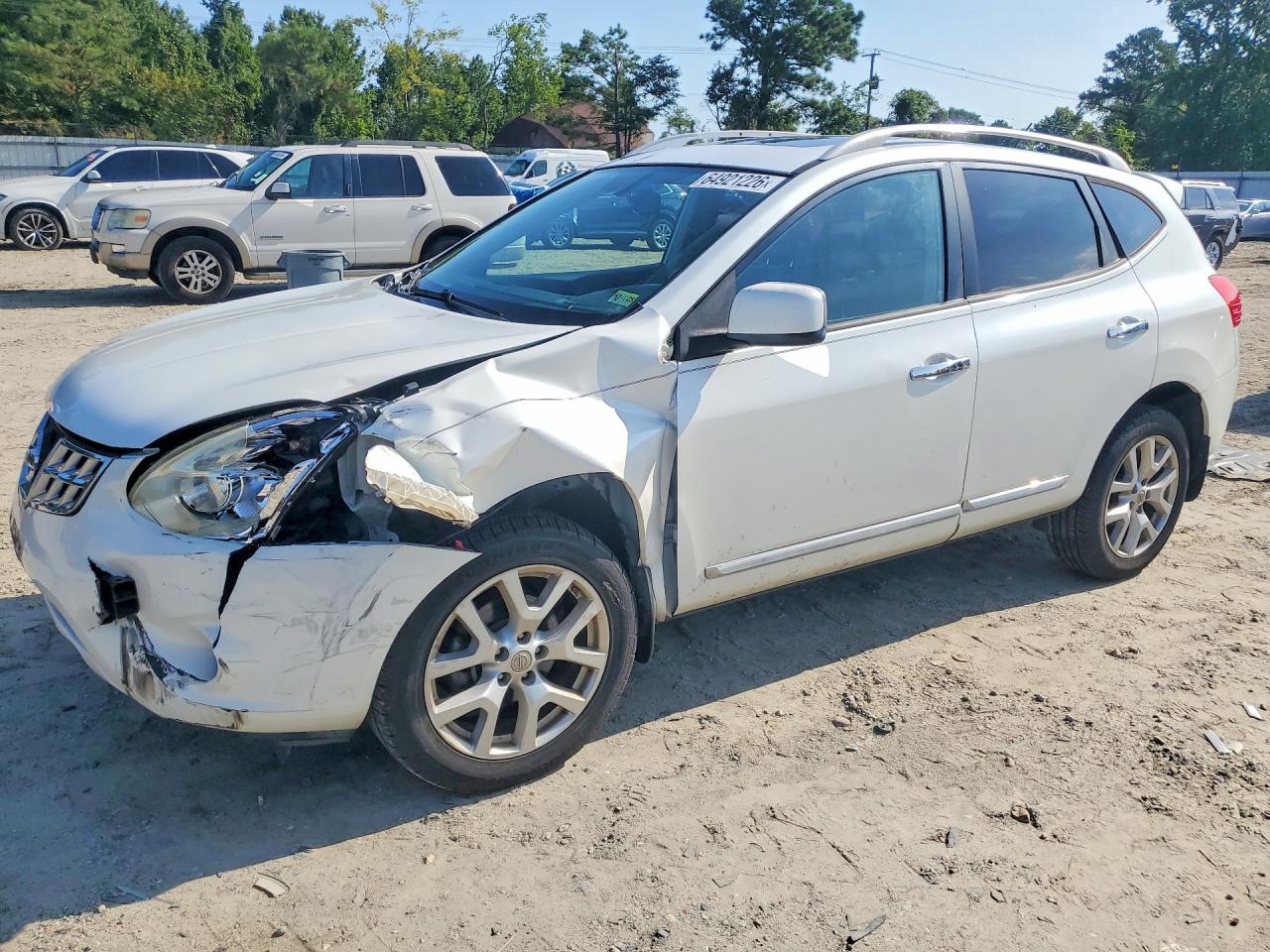 JN8AS5MV9BW313862 · 2011 NISSAN ROGUE