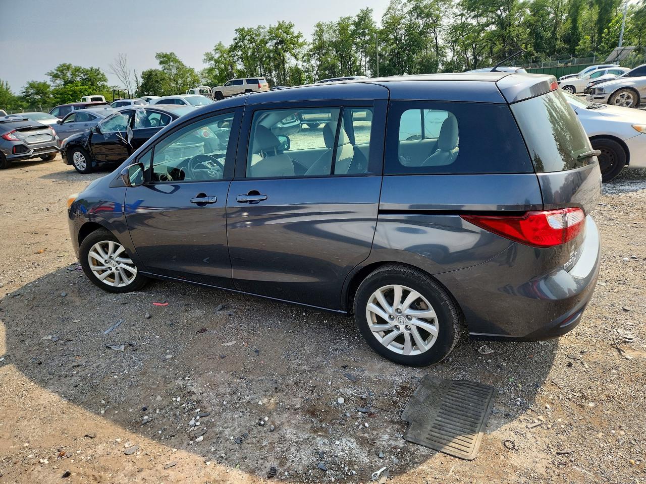 JM1CW2BL1C0104869 · 2012 MAZDA 5 · 2/13