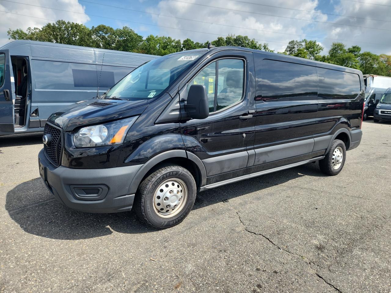 1FTBR2Y82PKB16657 · 2023 FORD TRANSIT