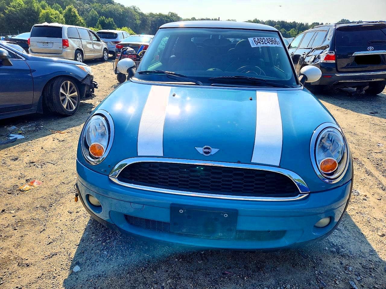WMWMF33558TT68190 · 2008 MINI COOPER · 5/13