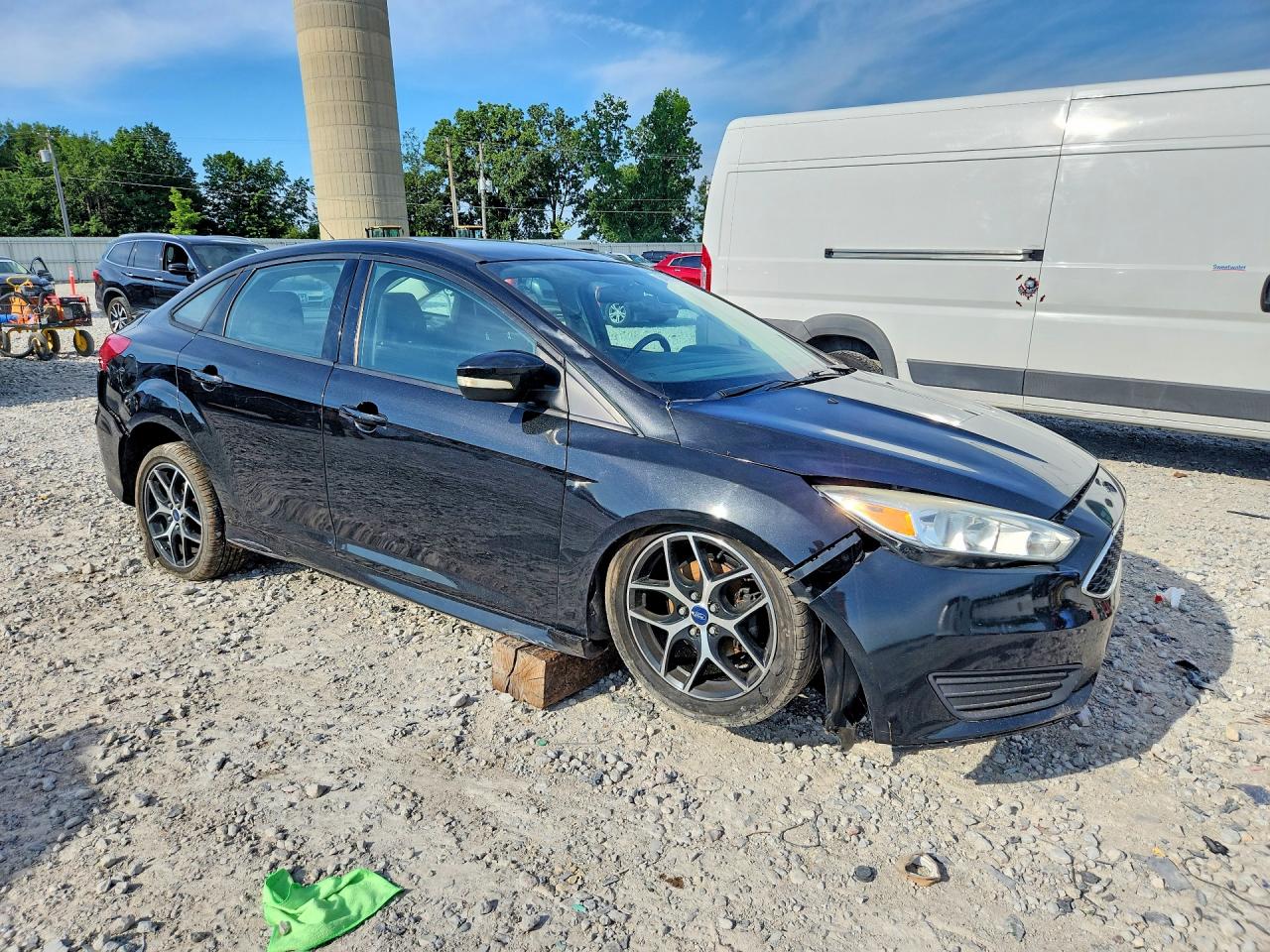 1FADP3F28FL386588 · 2015 FORD FOCUS · 4/12